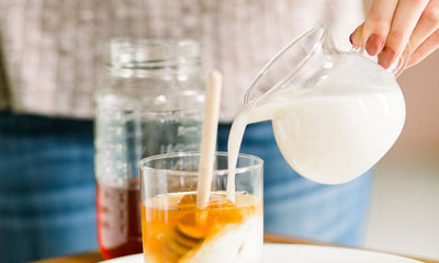 La meilleure recette de Chai Latte glacé avec des bienfaits pour la santé !